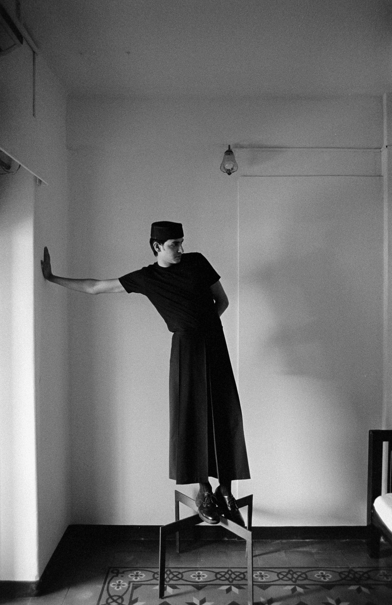 LAZY Monochrome sample 1