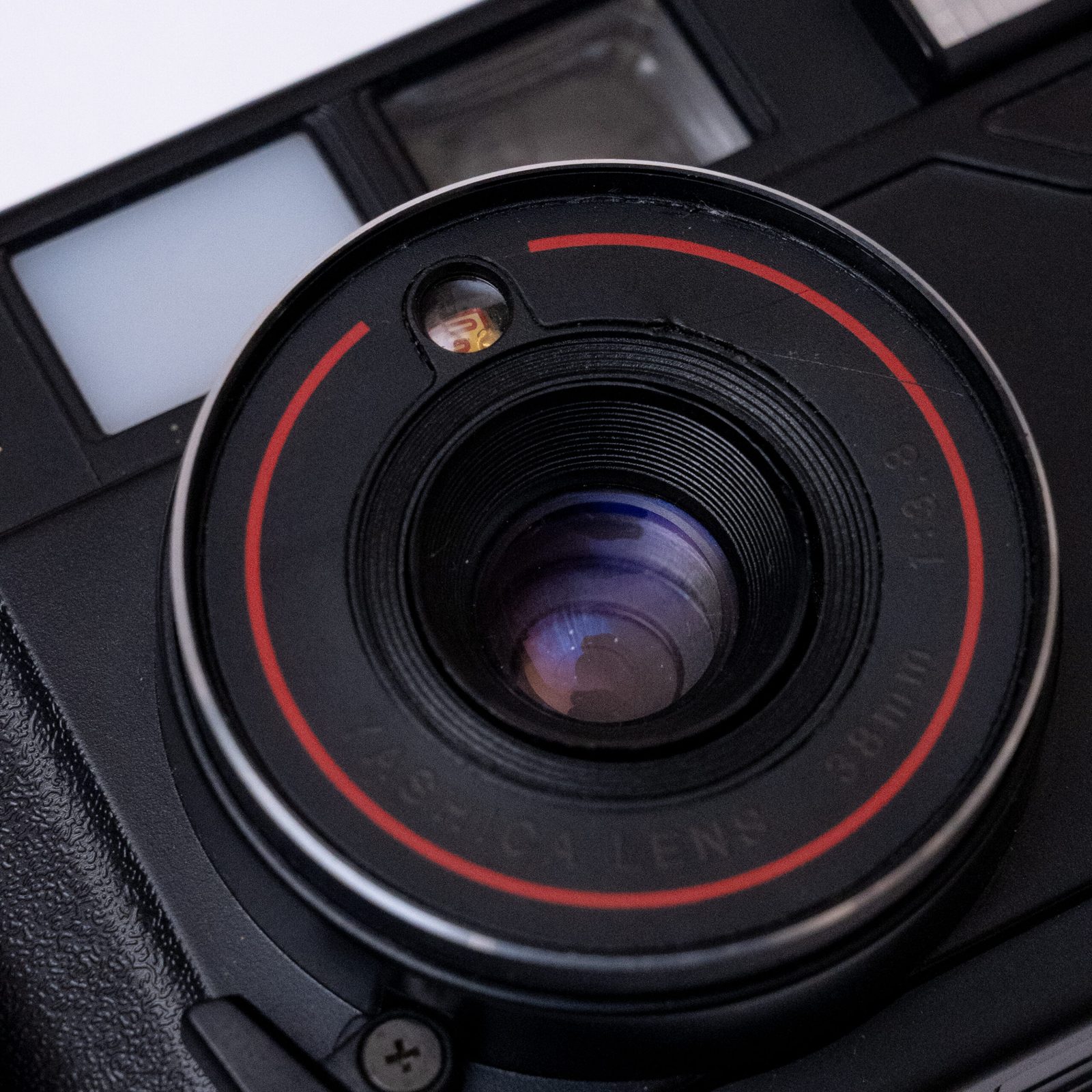 Yashica MF-2 Super, view 2