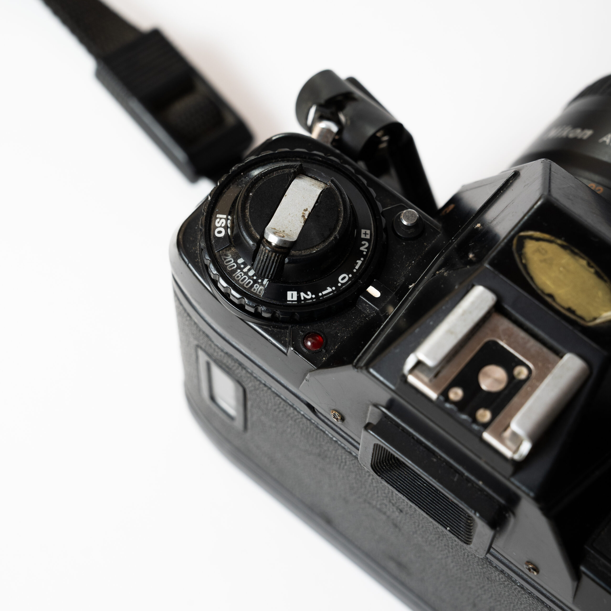 Nikon N2000 + Nikon AF Nikkor 50mm f/1.8D, view 6