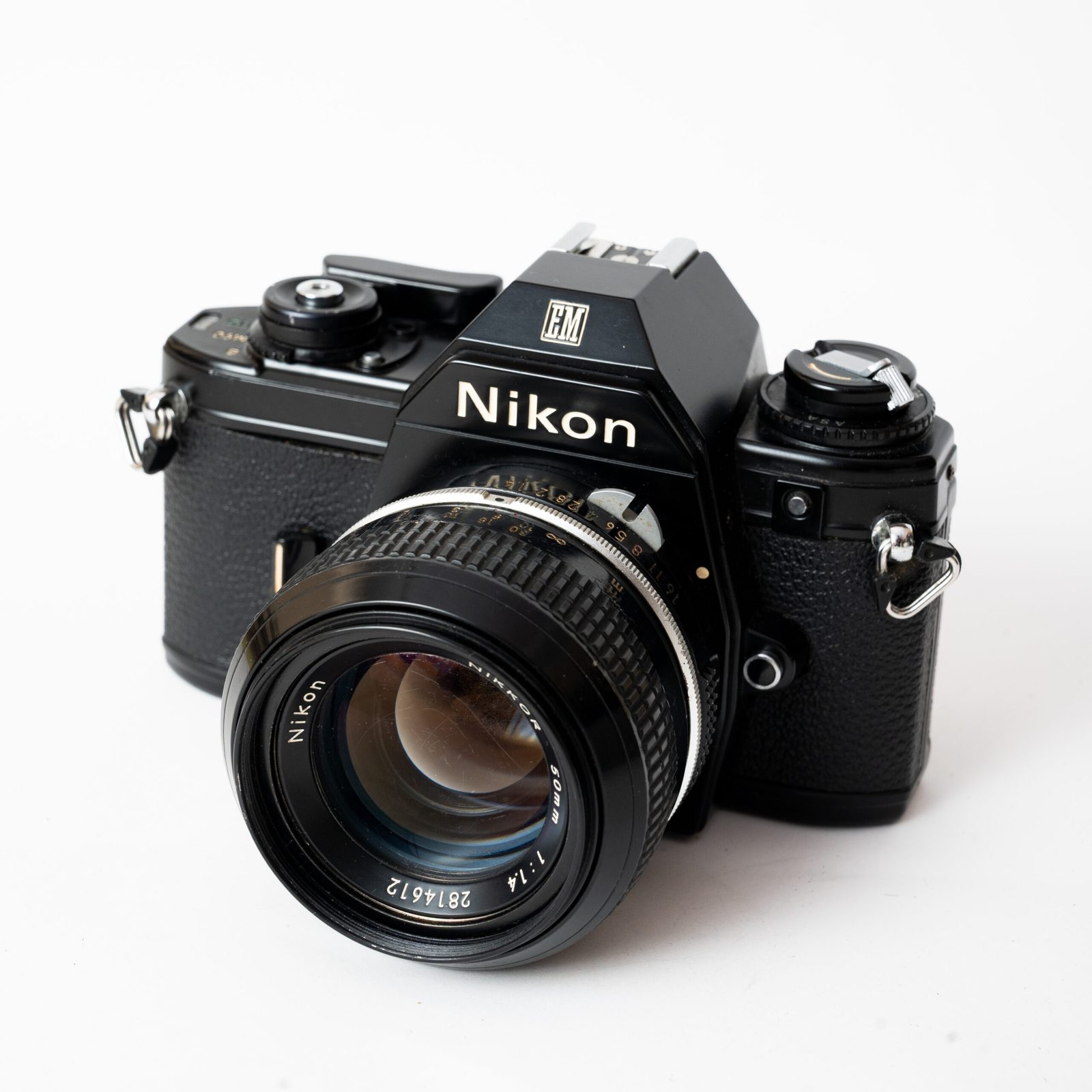 Nikon EM + Nikon Nikkor 50mm f/1.4 [Film Tested]