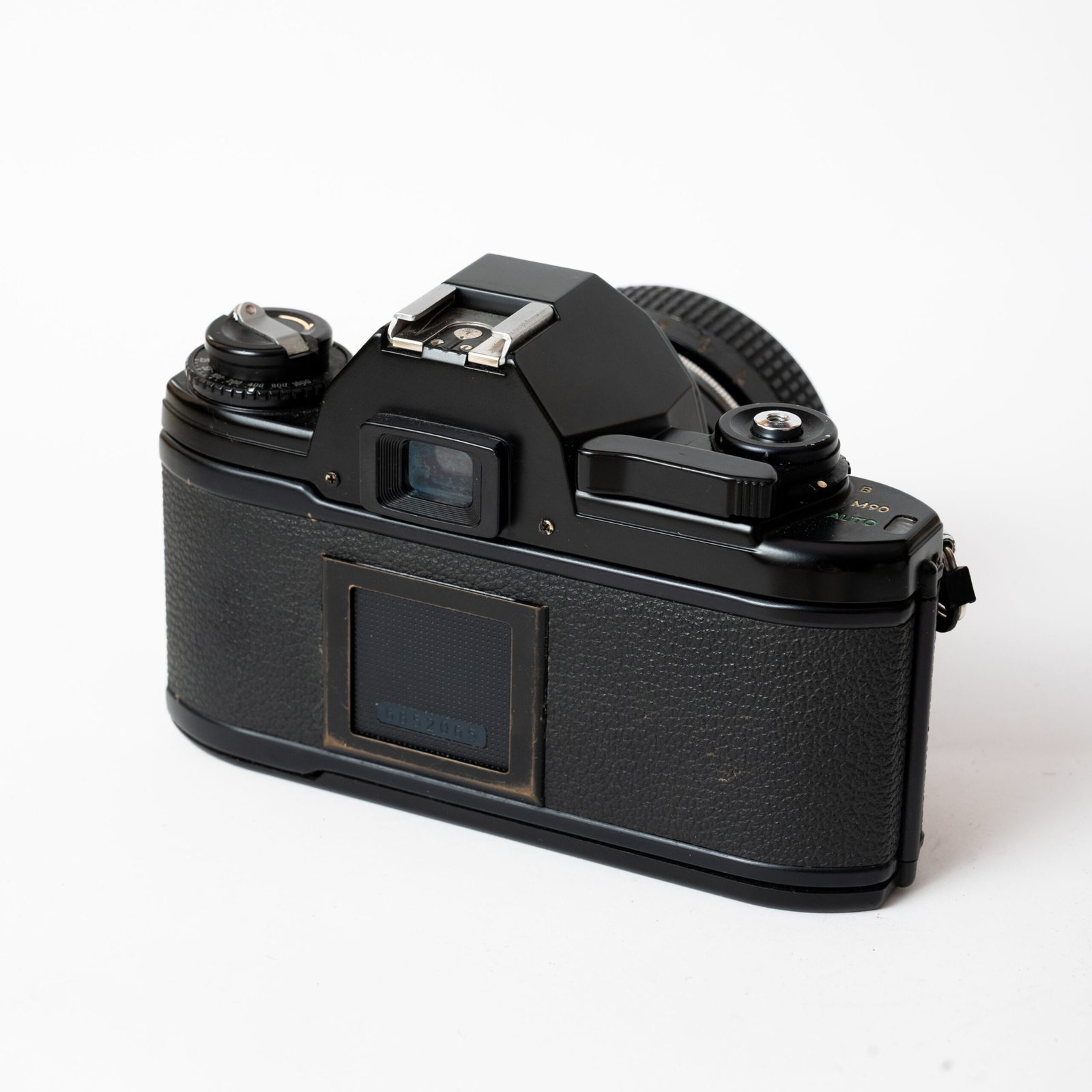 Nikon EM + Nikon Nikkor 50mm f/1.4 [Film Tested], view 4