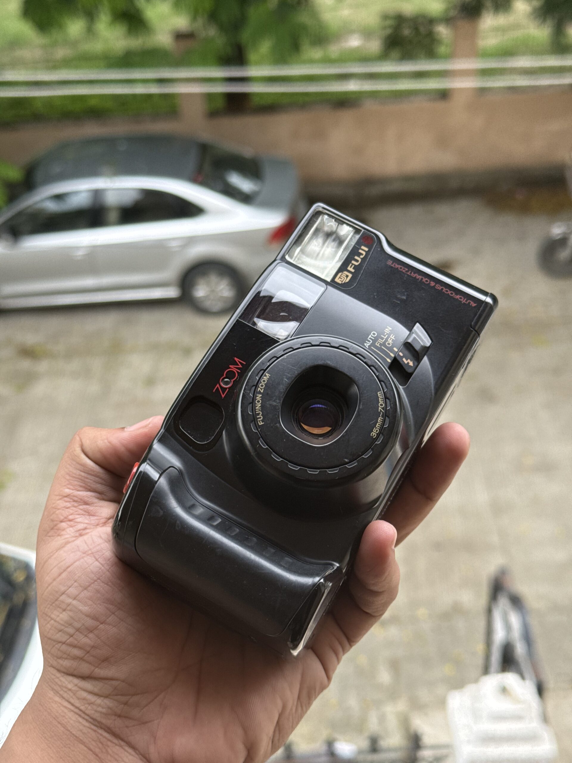 Fujifilm Zoom 70, view 7