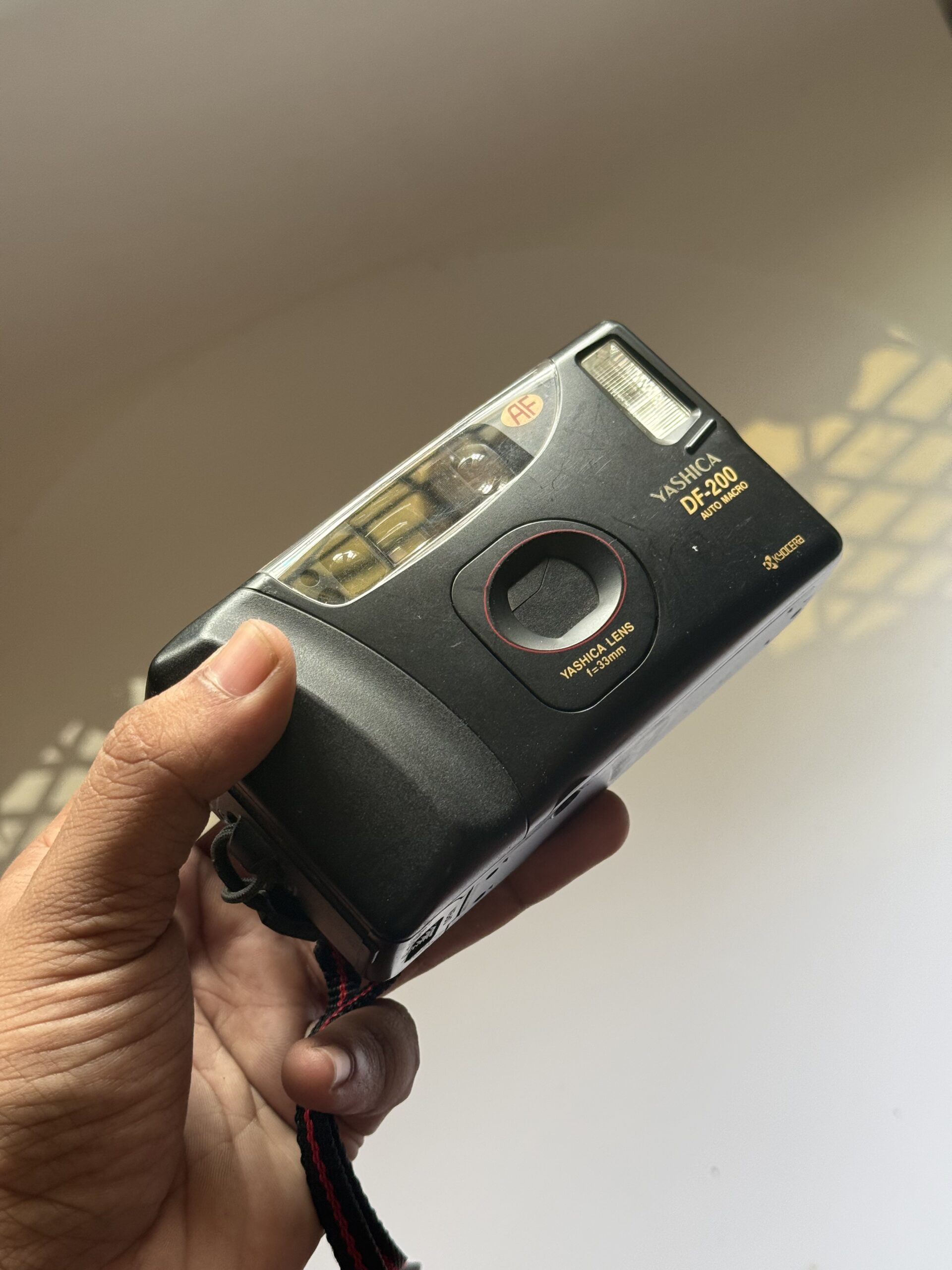 Yashica DF-200, view 9